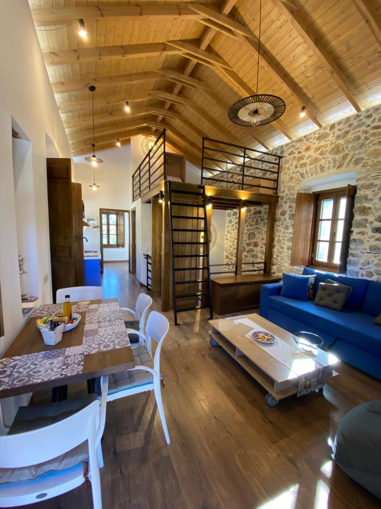 Indigo Leonidion Apartment Ngoại thất bức ảnh